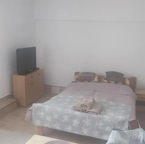 Pod Sosnami Lägenhet *