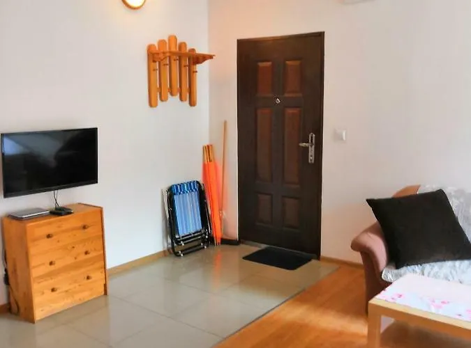 Pod Sosnami Lägenhet