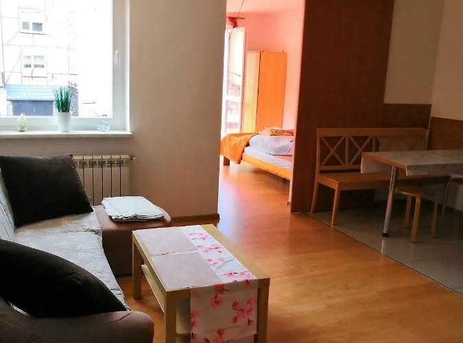 Pod Sosnami Lägenhet