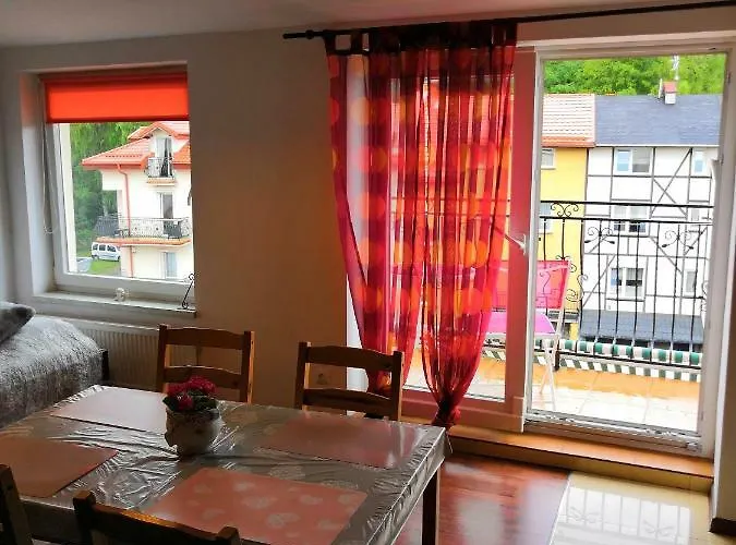 Pod Sosnami Lägenhet